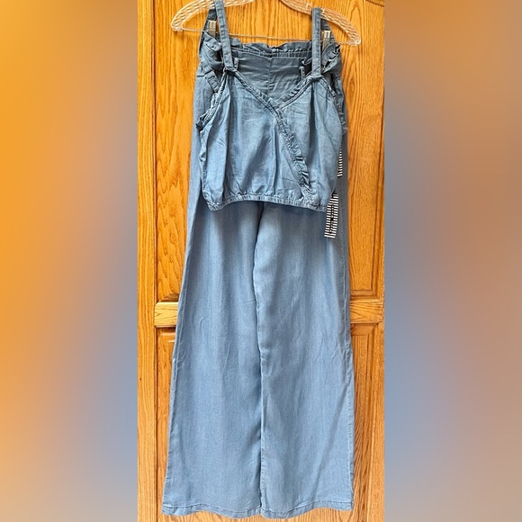 Pants - NWT Two-piece Denim Blue Set size L (Juniors)